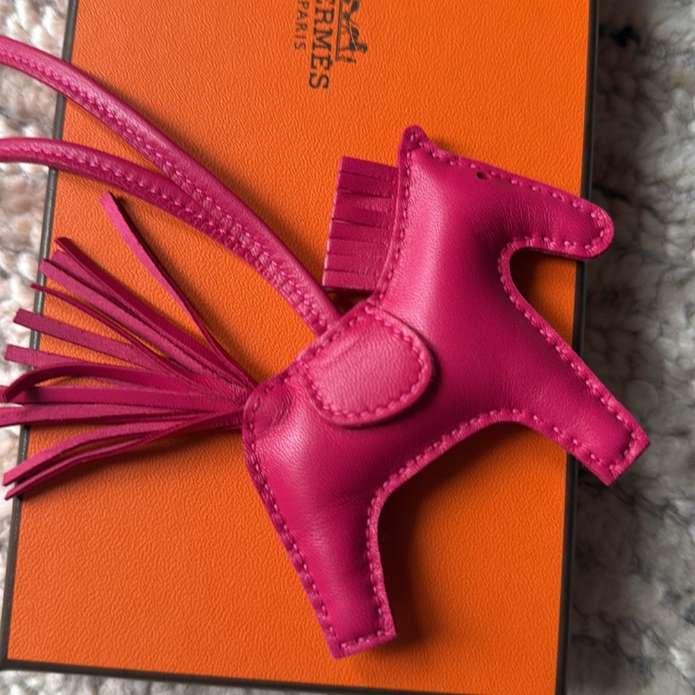 NIB Hermes PM Rose Mexico Bag Charm - Picture 5 of 5